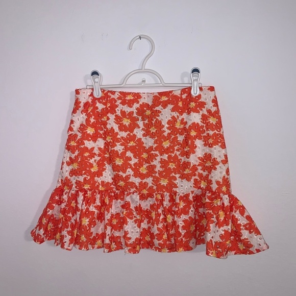 Eyelet Floral Ruffle Mini Skirt - Picture 7 of 11